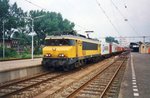 On 8 September 1998 NS 1626 speeds through Rotterdam CS.