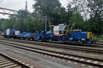 Volker Rail SSP-110-SW 'Silvester' oozes at Dordrecht Centraal on 22 July 2016.