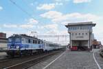 EP08-001 still wears the standard PKPIC colours while leaving Leszno on 29 April 2016. A few years later, she will be outshopped in her 1990s orange style. 