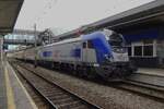 PKP Griffin EU160-009 calls at Szczecin Glowny with an IC from Wroclaw on 22 August 2021.