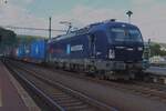 On the evening of 27 May 2025 CargoUnit 5 370 037 'WOITEK'hauls a Metrans container train through Decin hl.n. toward Ceska Trebova.