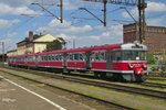 EN57-714 calls at Leszno on 29 April 2016.