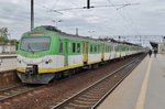 EN57AKM-1486 quits Warszawa Wschodnia on 1 May 2016.