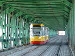 The Warsaw tram line 18 to Żerań FSO runs over the photogenic Most Gdański (Gdańsk Bridge). On 17.4.2019, vehicle 2118, a Konstal 105N2k 2000, was in service.