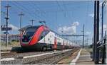On the Lausanne - Biel/Bienne line, long-distance traffic is firmly in the hands of the SBB ICN RABDe 500. However, due to the construction-related closure of the Fribourg - Bern line, two additional train pairs per day are running from Neuchâte ...