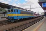 ZSSK 362 020 has received retro-colours and calls at Bratislava hl.st. on 27 August 2021.