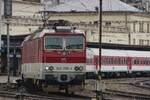 On 25 June 2022 ZSSK 362 018 turns the corners at Bratislava hl.st.