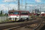 ZSSK 812 058 enters Bratislava hl.st. on 25 June 2022.