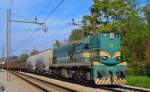 S 644-004 is hauling freight train through Maribor-Tabor on the way to Tezno yard.