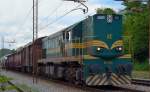 Diesel loc 644-025 is hauling freight train through Maribor-Tabor on the way to Tezno yard. /20.5.2013