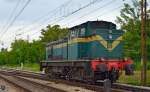 Diesel loc 643-014 is running through Maribor-Tabor on the way to Maribor station. /27.5.2013