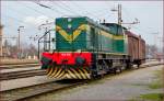 Diesel loc 643-030 is doing some maneuvers on Pragersko yard. /21.2.2014