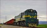 Diesel loc 664-103 pull freight train through Cirkovce on the way to Hodoš.