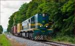 Diesel loc 644-005 pull freight train through Maribor-Studenci on the way to Tezno yard.
