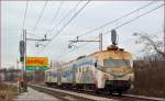 Multiple units 813-130 are running through Maribor-Tabor on the way to Maribor station.