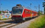 Multiple units 814-107 are running through Maribor-Tabor on the way to Ormož.