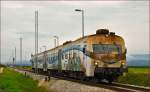 Multiple units 813-130 run through Cirkovce-Polje on the way to Ormož.