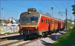 Multiple units 813-109 run through Maribor-Tabor on the way to Ormož.