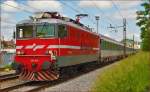 Electric loc 342-014 pull EC151 'Emona' through Maribor-Tabor on the way to Ljubljana. /26.5.2014