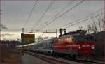 Electric loc 342-014 pull EC158 'Croatia' through Maribor-Tabor on the way to Vienna.