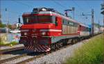 Electric loc 363-008 pull freight train through Maribor-Tabor on the way to Tezno yard.