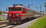 Electric loc 363-022 pull EC151 'Emona' through Maribor-Tabor on the way to Ljubljana. /21.5.2014