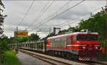 Electric loc 363-029 pull freight train through Maribor-Tabor on the way to the north.