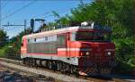 Electric loc 363-004 run through Maribor-Tabor on the way to Maribor station.