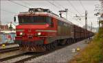 Electric loc 363-001 pull ore train through Maribor-Tabor on the way to Koper port.