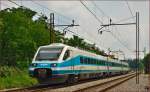 Multiple units 310-? run through Maribor-Tabor on the way to Maribor station. /26.7.2014