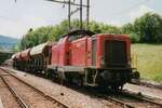 Vrenelli 847 981 stands with a working train at Biberbrugg on 22 May 2006.