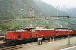 Scanned picture of SBB Bm 4/4 18437 at Erstfeld on 26 May 2007.