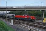 The SBB Aem 940 006 (UIC 91 81 4 940 006-0 SBBI) works on the Lausanne Triage Station.