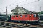 On 27 JUly 1998 SBB 10033 shunts at Basel SBB.