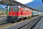 On 19 May 2006 SBB 11153 stands in Brig with a shuttle train to Domodossola.