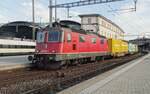 Switzerland is one of the very few European countries to still opearte postal trains, as is evident in this picture of 420 331/114331 at Olten on 20 May 2022.