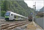After the BLS RE 11 4545 with the BLS RABe 528 111 and 101 from Biel/Bienne arrives in Iselle, the line ends on the RE 1 to Bern. But first, the BLS car tunnel train must depart with the Re 4/4 195 to Brig. A few words about the location of this photo. I was standing on the sloping road next to a wall and was able to comfortably position my camera on the wall's edge. The whole thing was observed by Italian border guards, which guarantees that the law was fully observed. August 17, 2024