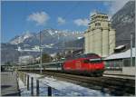 The Re 460 071-4 with an IR to Brig is leaving Aigle.
16.02.2013