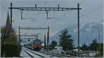 A SBB Re 460 is arriving with his IR at Villette VD.