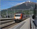 The SBB Re 460 085-4 in Brig.
