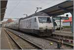 The SBB Re 460 113-4 (UIC 91 85 4 460 113-4 CH-SBB)  100 Jahre SEV  wiht his IR 75 in Konstanz 

10.12.2019
