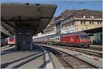 The SBB Re 460 100-1 with an IR to Luzern by his stop in Lausanne.