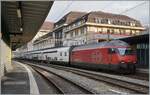 The SBB Re 460 051-6 with hi IR 15 from Geneva to Lucern by his stop in Lausanne.