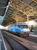 SBB Re 460 020-4 with his IC 2000 in Lausanne.