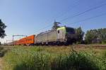 On 23 July 2019 BLS 475 410 hauls the Melzo intermodal shuttle through Oisterwijk.