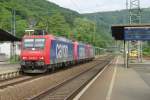 SBB 482 000 heads a loco train through Bingen (whose tourist office tricked me in a very foul way) on 30 May 2014.