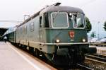 On 19 June 2001 SBB 11663 in the original version (single headlights, Swiss cross, green) stood at Lugano. 