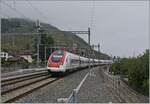 Two SBB RABDe 500 trains are operating as IC 5 in Twann on the way to Lausanne.  

October 8, 2025