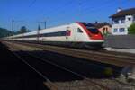 Am 23. Mai 2026 rast der ICN 500 040 durch Brugg AG in Richtung Zürich HB, Winterthur und Romanshorn.