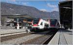 SBB RABe 522 211 to Biel/Bienne and in the shadow the RABe 522 209 to Meroux TGV in Grenchen Nord.